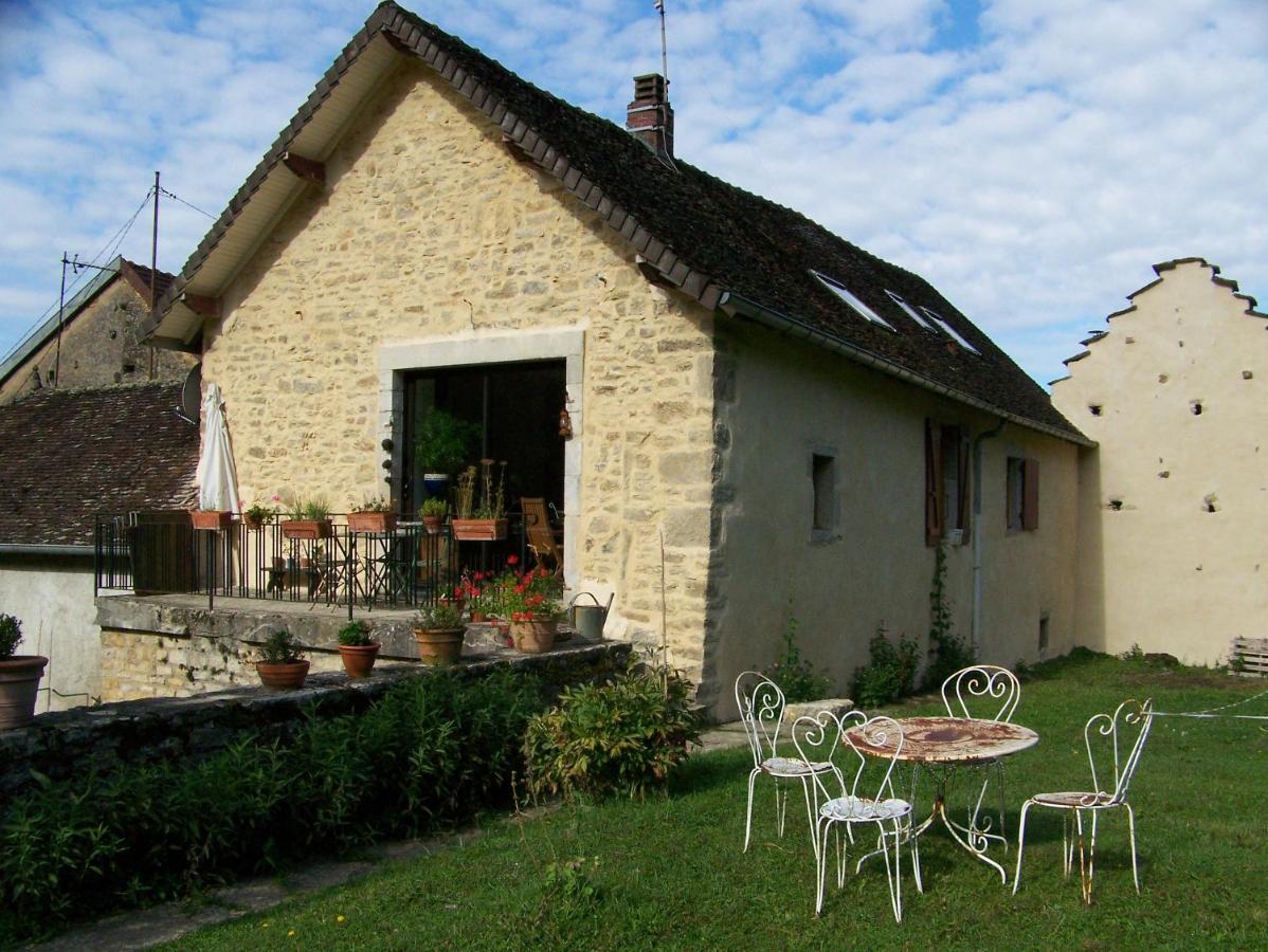 Maison Du Rostaing Passenans Bagian luar foto